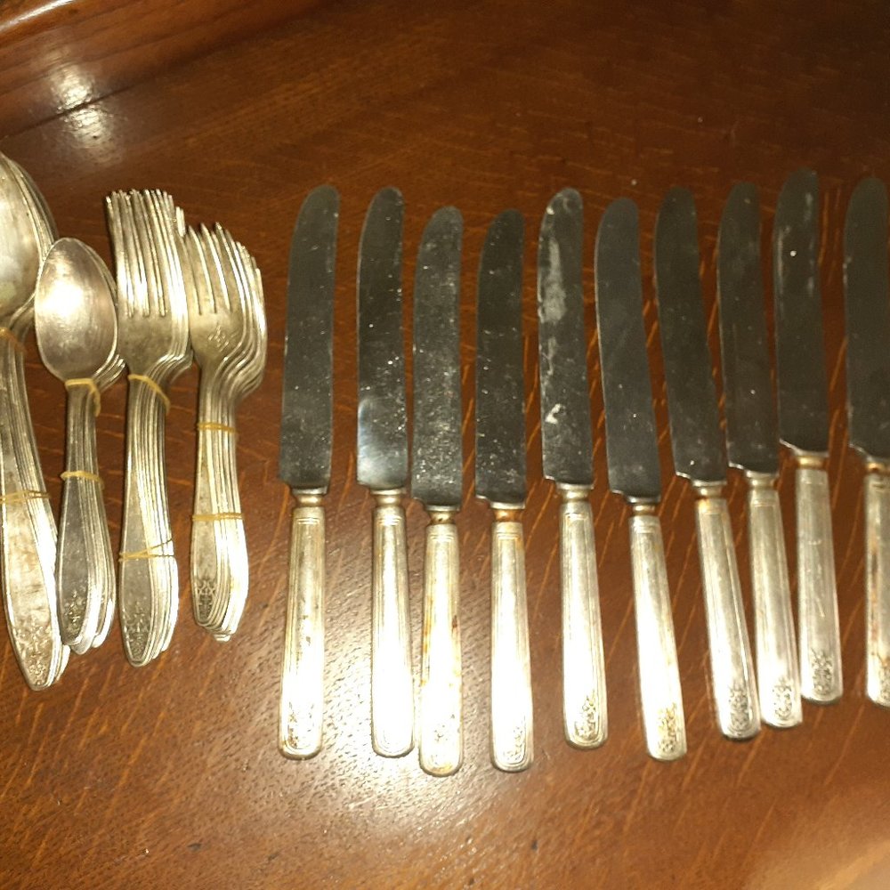 Silverware - Picture 10 of 10